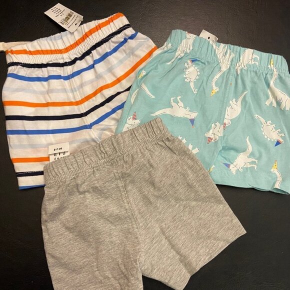 Bundle of Three Boy's Baby GAP Shorts - Size 3-6M - NWT - Picture 5 of 5